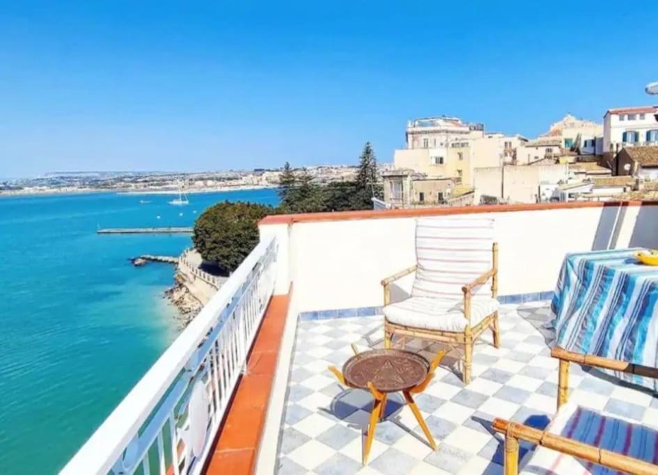 Terrazza Sul Mare Attico "Alfeo E Aretusa" Syracuse Extérieur photo